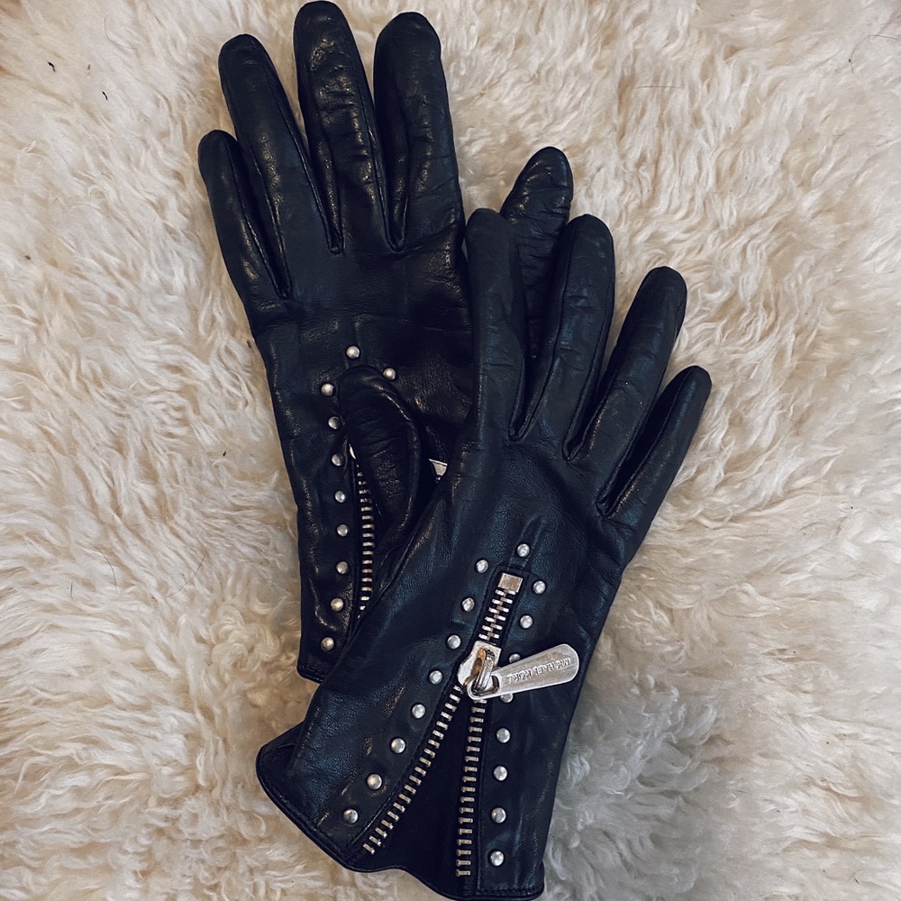100% Leather Micharl Kors Gloves